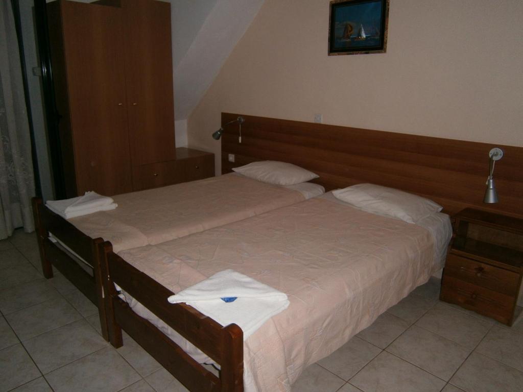 Petros Studios Poros  Room photo